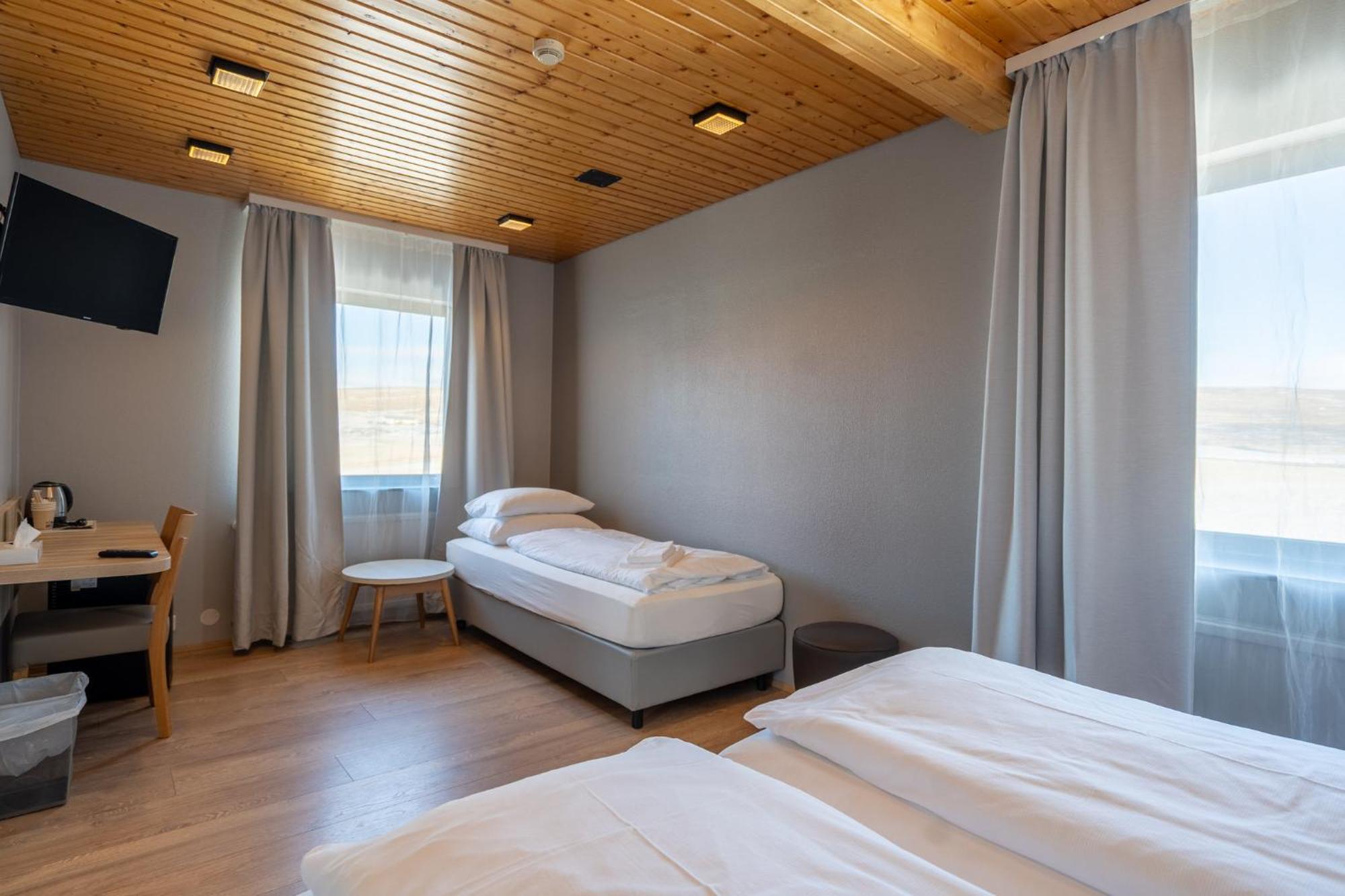 Hotel Laugarbakki Hunathing Vestra Экстерьер фото